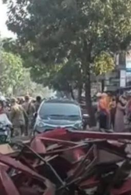 PEMPROV JABAR TERTIBKAN KIOS PKL DI CICADAS, DUKUNG PEMBANGUNAN BRT BANDUNG