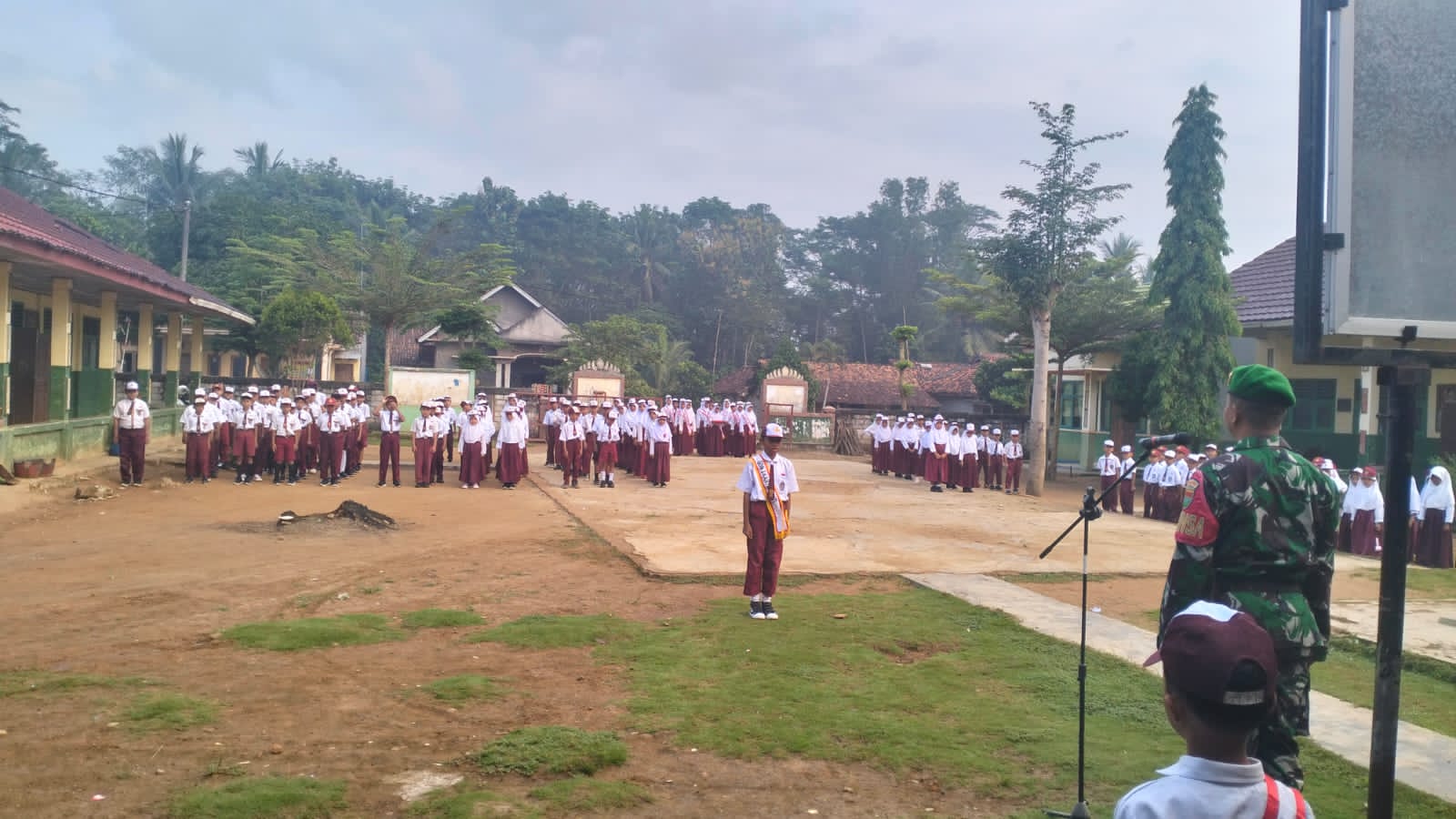 Babinsa Koramil 412-08/ABT Turun ke Sekolah, Bekali Siswa SDN 03 Karya Sakti Bahaya Narkoba dan Kenakalan Anak
