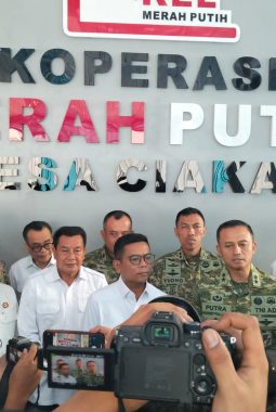 Optimalkan Ekonomi Desa, Dandim 0510/Trs Hadiri Peresmian Serentak KDKMP oleh Presiden RI