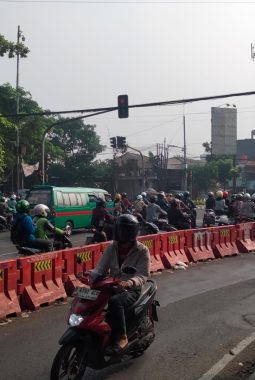 Lalu Lintas Jalan Peta Bandung Kembali Padat Usai Long Weekend, Volume Kendaraan Terus Meningkat