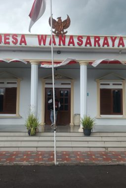 Miris ! 3 Desa di Kalimanggis Kosong Melompong Saat Jam Kerja, Publik Minta Camat Segera Tegur Kepala Desa dan Perangkatnya.