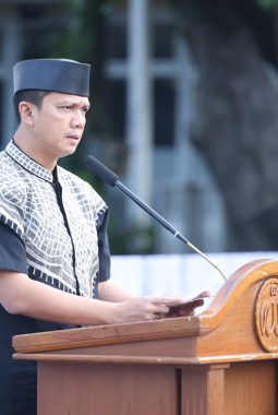 *Semangat Kebersamaan Warnai Sholat Idul Adha 1447 H di Polres Cimahi*