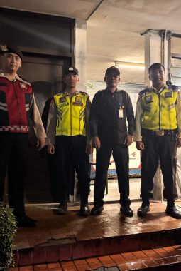 *Polsek Margaasih Gelar Patroli Presisi dan KRYD, Antisipasi C3 di Wilayah Hukum Margaasih*