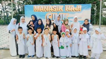 KEGIATAN TERAKHIR PENUH MAKNA, Momen Manasik Haji Jadi Kenangan Indah Jelang Wisuda Anak-Anak