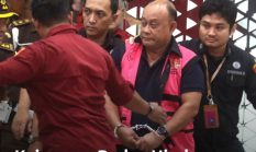 Eks Kepala BGN Dadan Hindayana dan Dua Wakilnya Resmi Ditangkap Kejagung, Pakai Rompi Tahanan