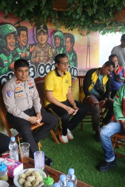*BBK (BEGESA BERSAMA KAPOLRES), KAPOLRES OGAN ILIR AJAK OJEK ONLINE DAN BENTOR DUKUNG OPERASI PATUH MUSI 2026*