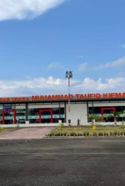 Presiden Prabowo akan Resmikan RS M. Thohir, Mendarat di Bandara Muhammad Taufiq Kiemas Krui