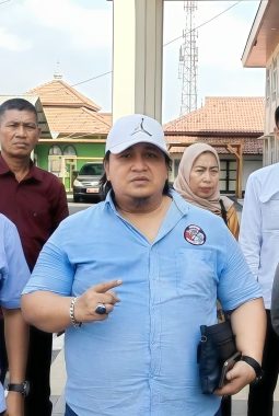 WARGA TUNGGULPANDEAN BAWA SENGKETA DENGAN PLN KE PENGADILAN NEGERI JEPARA