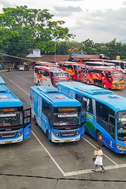 Terminal Cicaheum Resmi Berhenti Beroperasi, Seluruh Layanan Bus Dipindahkan ke Terminal Leuwipanjang