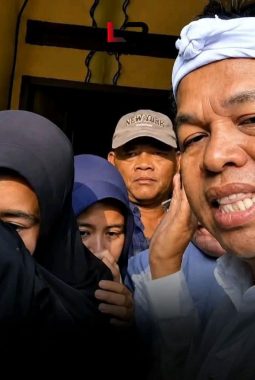 Dedi Mulyadi Kunjungi Korban Ledakan di Purwakarta, Angkat Anak Almarhum Jadi Anak Asuh
