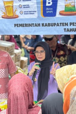 Manjau Jama Warga di Tegineneng, Pemkab Pesawaran Hadirkan Pasar Murah dan Beragam Layanan Terpadu
