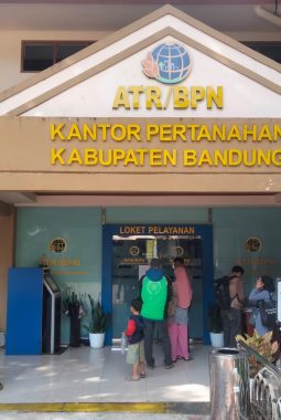 Dugaan Pungutan di Layanan ATR/BPN Kabupaten Bandung Disorot, Masyarakat Pertanyakan Transparansi Pelayanan