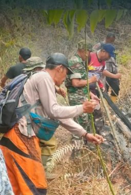 Kebakaran Lahan Perhutani di Talagawangi Berhasil Dipadamkan, Polisi Bersama Warga Lakukan Pemadaman Manual