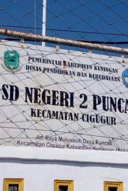 SDN 2 PUNCAK KUNINGAN CETAK GENERASI EMAS LEWAT 4 PROGRAM UNGGULAN: IMTAQ, LITERASI, PRAMUKA DAN PAI.