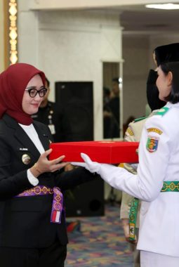 Pengukuhan Paskibraka Lampung 2026, Wagub Jihan Tekankan Pentingnya Integritas dan Kebersamaan