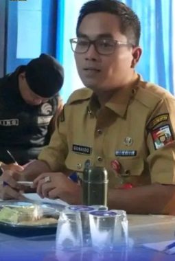 Gunaido Uthama Tekankan Kinerja Tanpa Tunda: Disiplin Pegawai Kominfo Lampura Jadi Perhatian