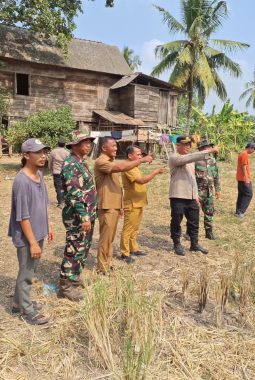 *Antisipasi Karhutla, Polsek Tanjung Raja Bersama Forkopimcam dan MPA Patroli Wilayah Rawan*