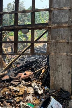 Lupa Pastikan Tungku Padam Sebelum Jemput Anak, Rumah di Wonokerto Pekalongan Terbakar
